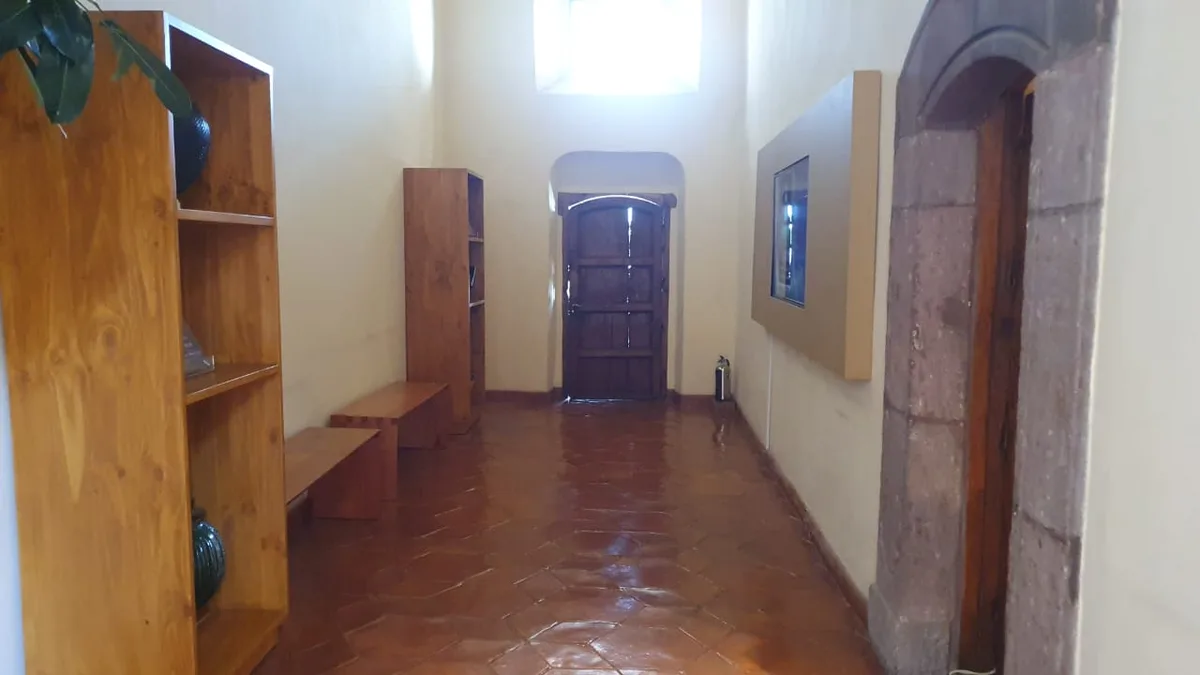 Actividad cultural desarrollada en un espacio histórico del inmueble.